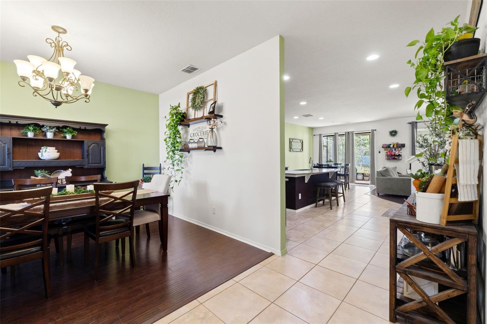 Image 30 of 59 For 647 Alpine Thistle Drive