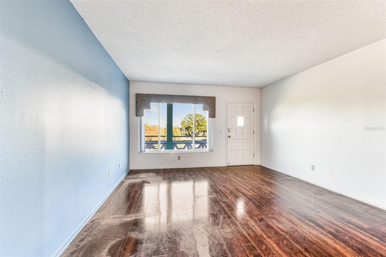 Image 22 of 41 For 2455 Finlandia Lane 67