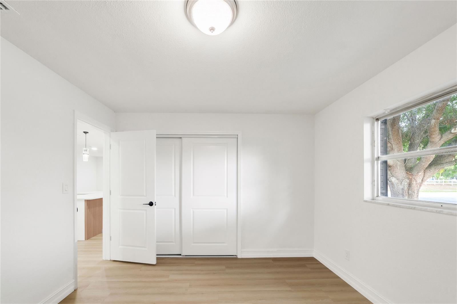 Image 15 of 42 For 545 Terrace Drive