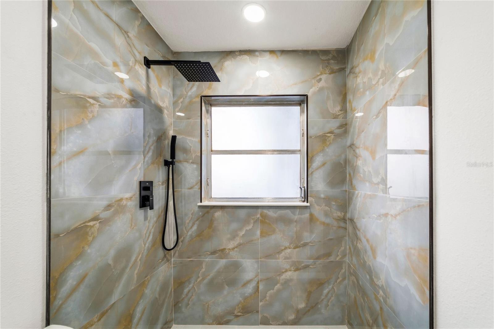 Image 17 of 42 For 545 Terrace Drive