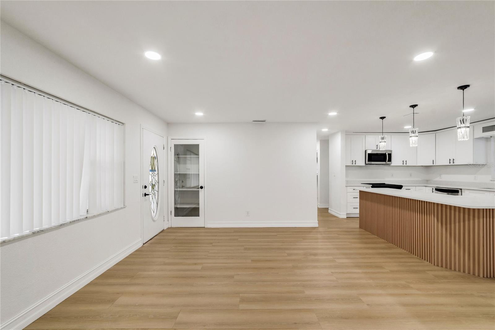 Image 6 of 42 For 545 Terrace Drive