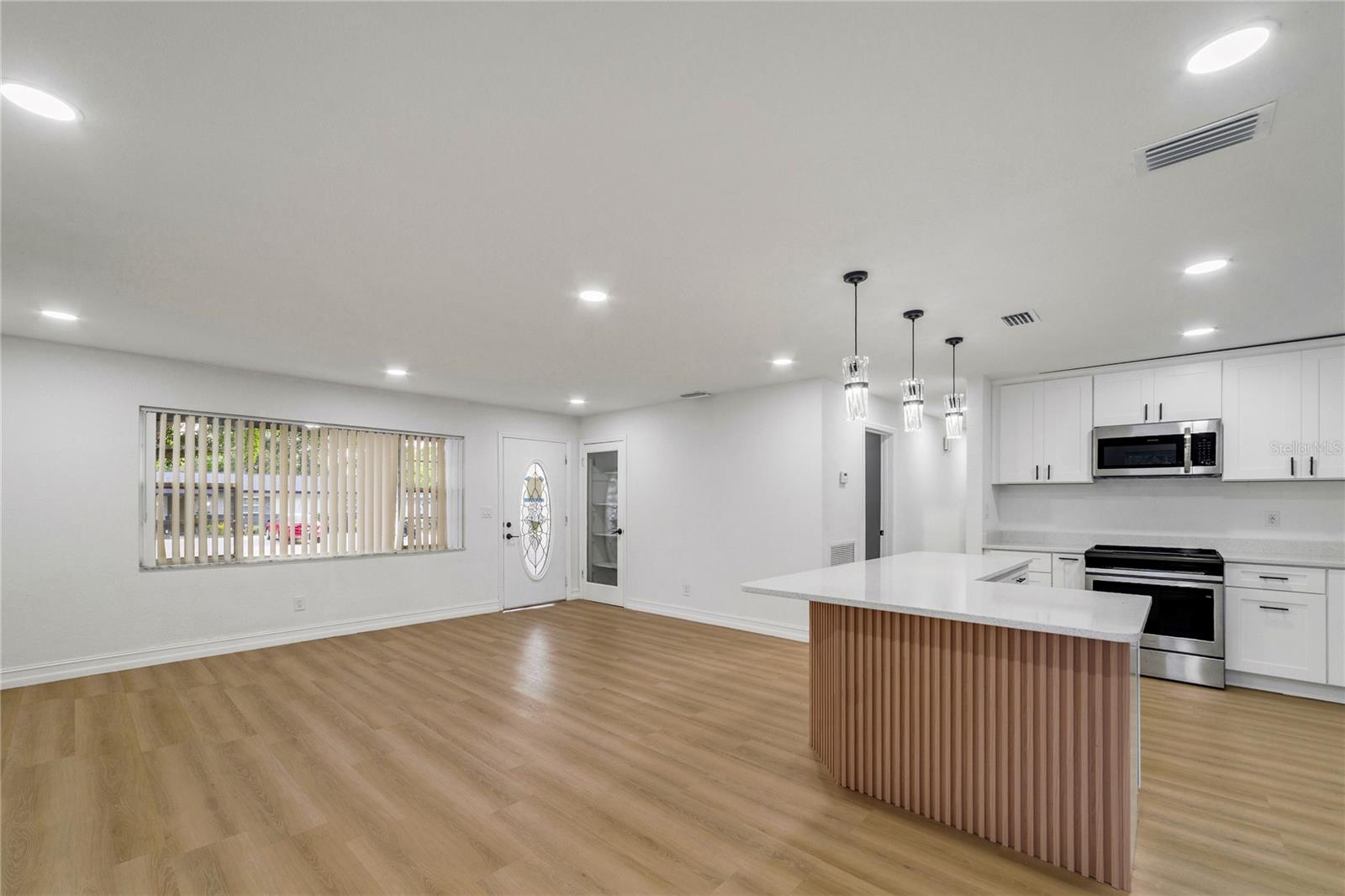 Image 8 of 42 For 545 Terrace Drive