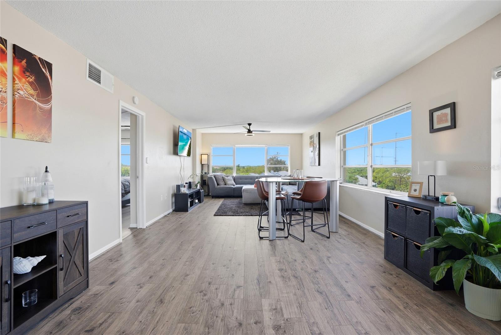 Image 15 of 47 For 8950 Park Boulevard 510