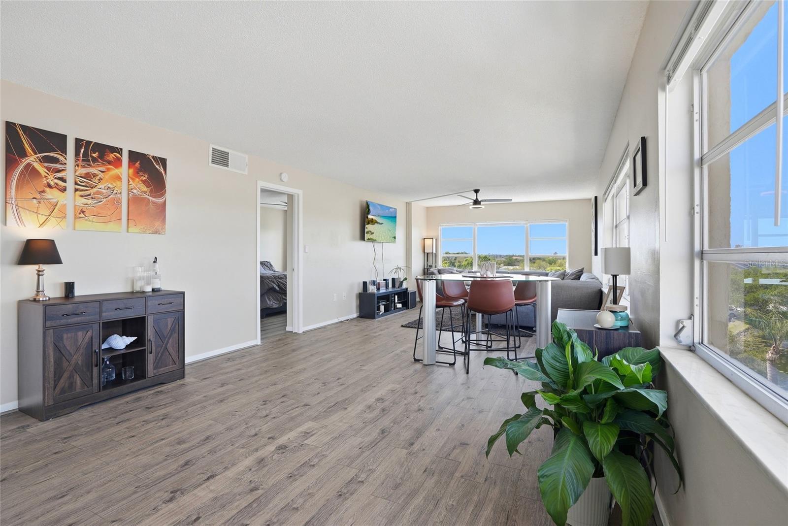 Image 16 of 47 For 8950 Park Boulevard 510