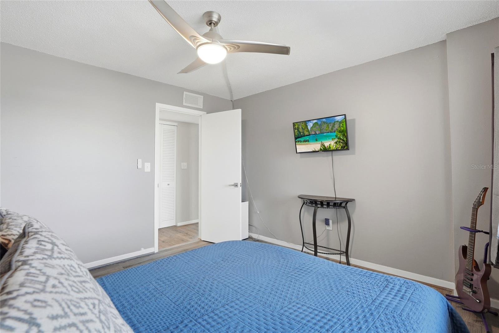 Image 27 of 47 For 8950 Park Boulevard 510