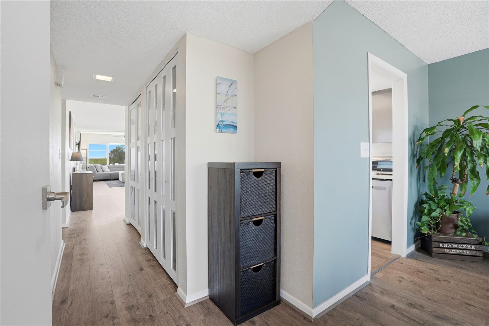 Image 7 of 47 For 8950 Park Boulevard 510