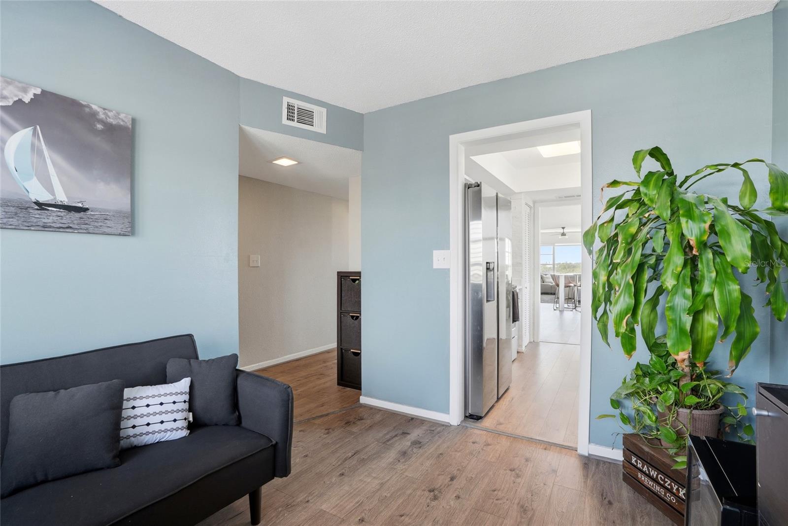 Image 9 of 47 For 8950 Park Boulevard 510