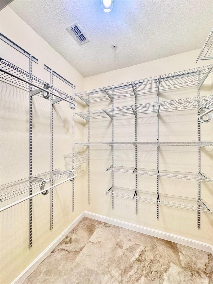 Image 17 of 30 For 4207 Dale Mabry Highway 11102