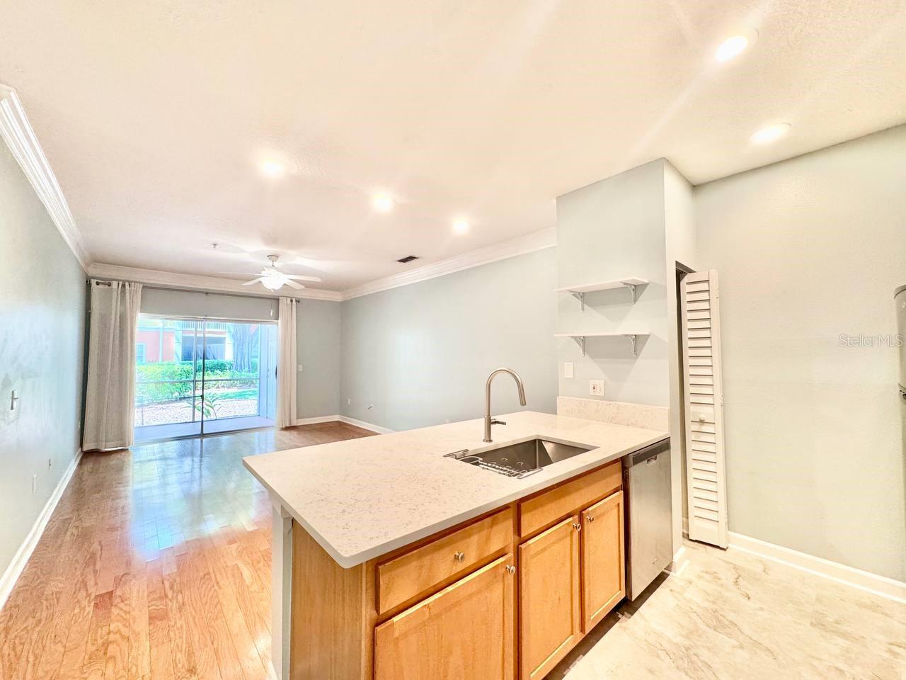 Image 5 of 30 For 4207 Dale Mabry Highway 11102