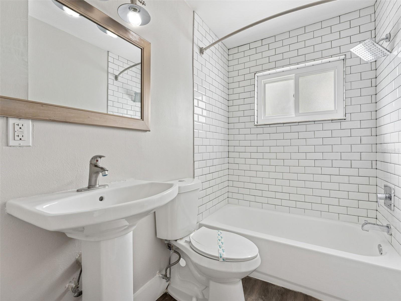 Image 13 of 31 For 3102 San Juan Street B