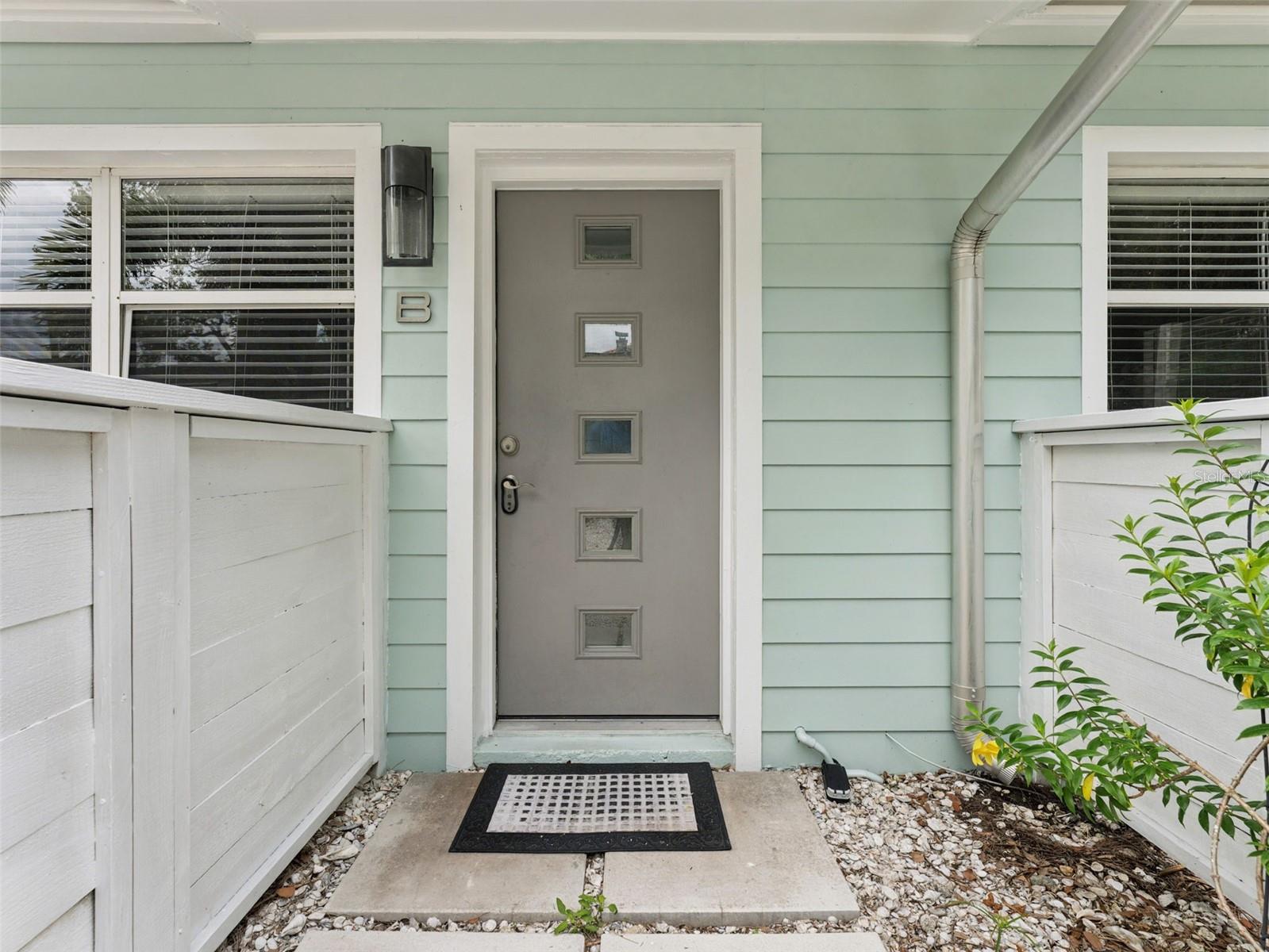 Image 3 of 31 For 3102 San Juan Street B