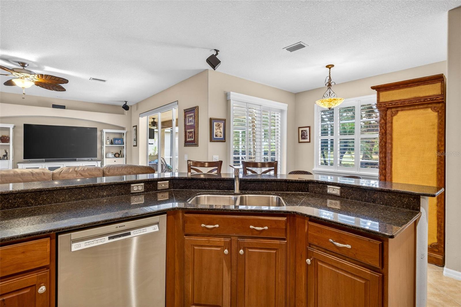 Image 10 of 60 For 3819 Salida Delsol Drive