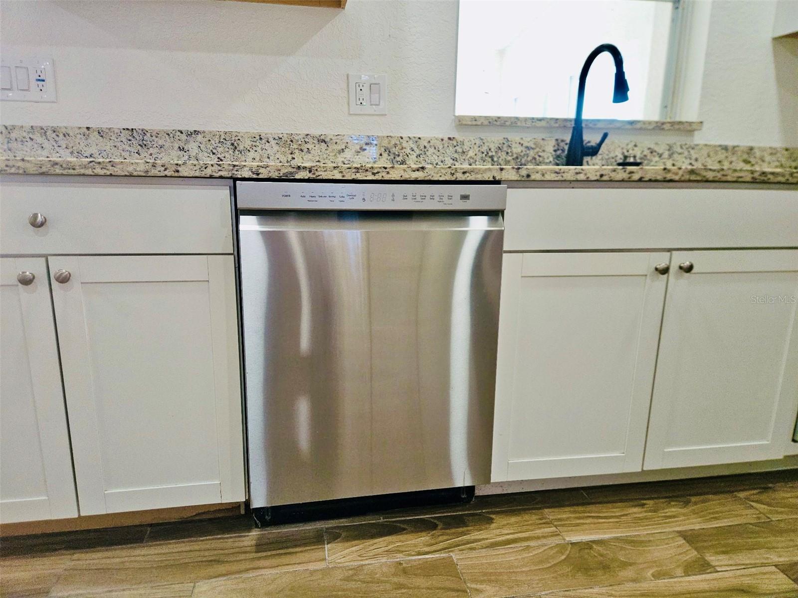 Image 23 of 52 For 1607 Bell Shoals Road