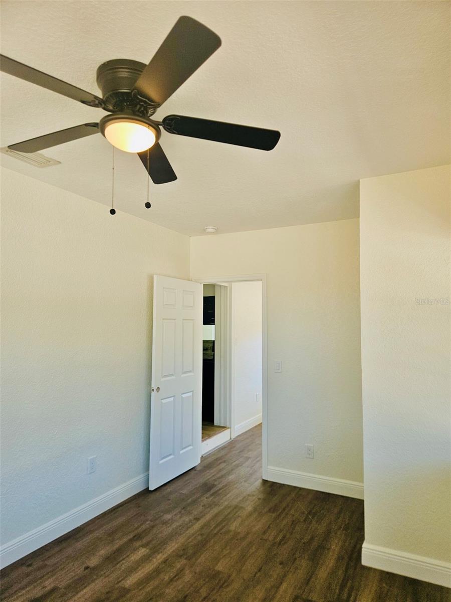 Image 33 of 52 For 1607 Bell Shoals Road