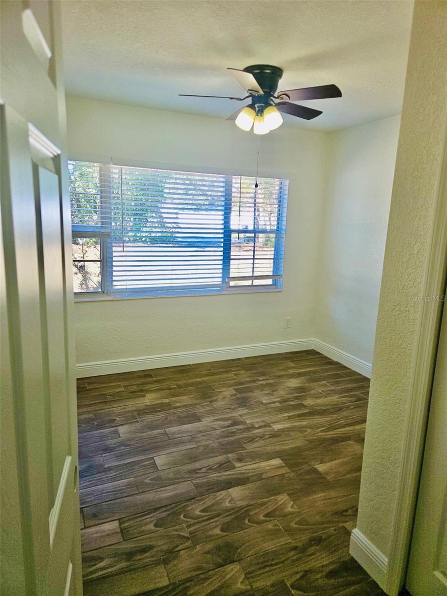 Image 34 of 52 For 1607 Bell Shoals Road