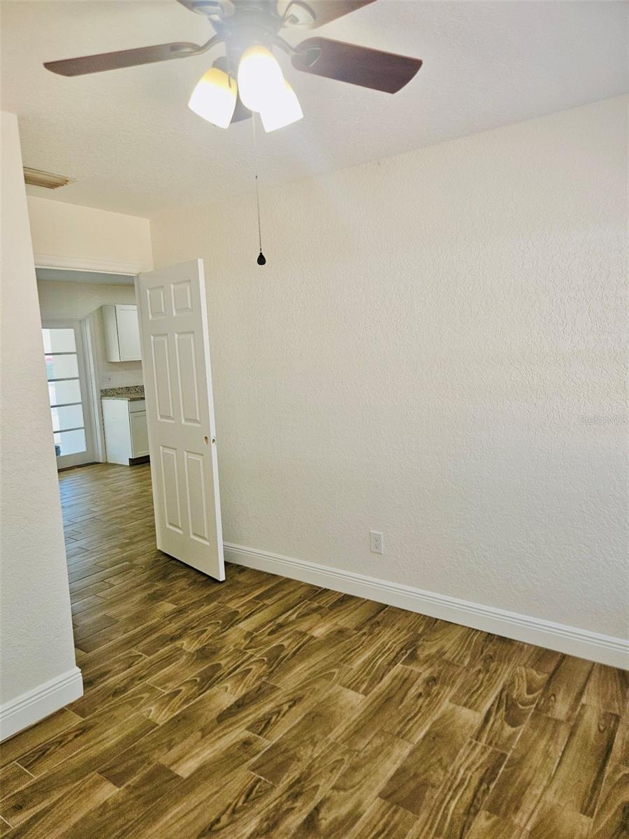 Image 36 of 52 For 1607 Bell Shoals Road