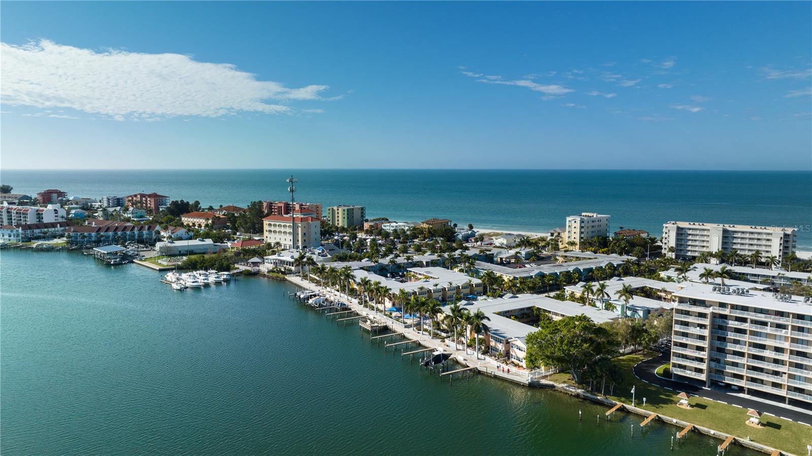 Image 34 of 49 For 19417 Gulf Boulevard A101