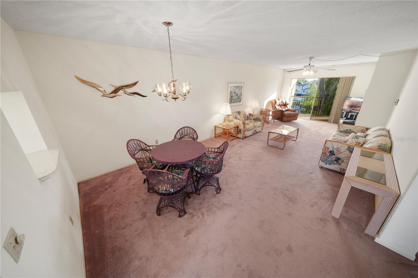 Image 5 of 17 For 1450 Heather Ridge Boulevard 307