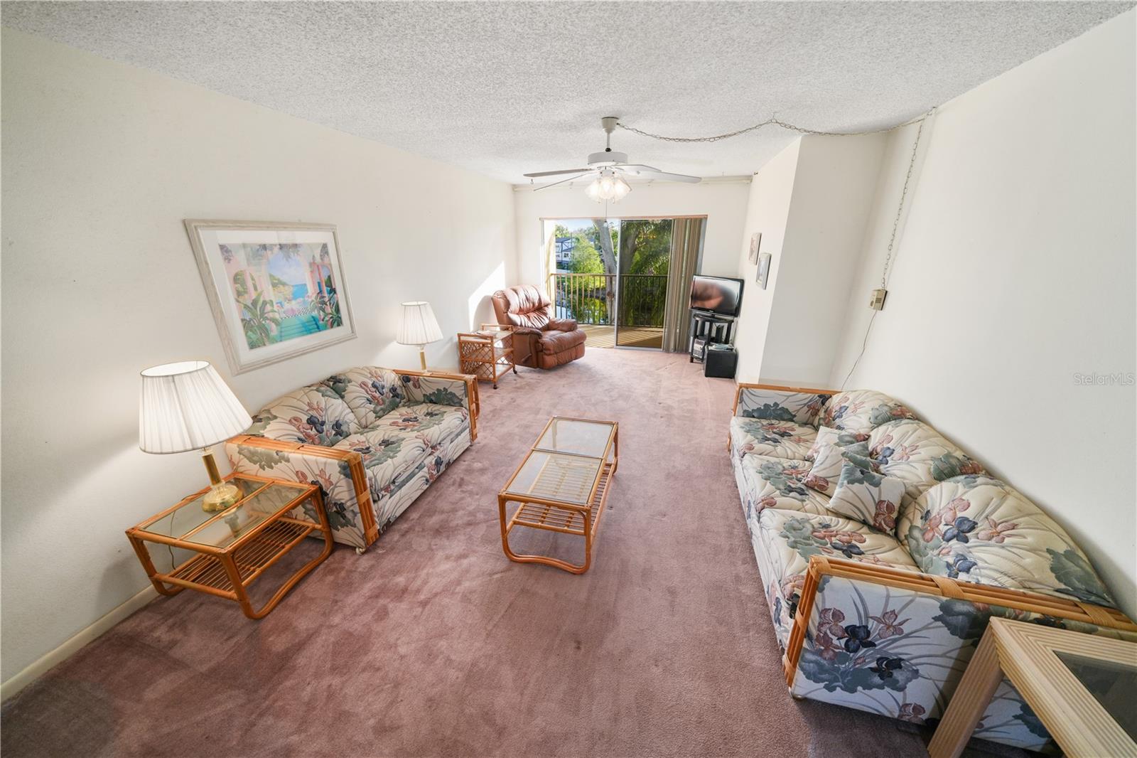 Image 7 of 17 For 1450 Heather Ridge Boulevard 307