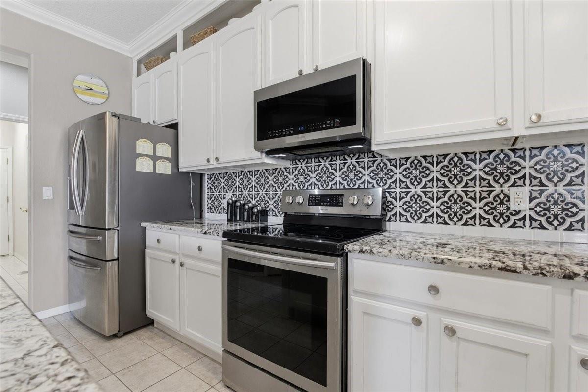 Image 13 of 57 For 2634 Ravendale Lane