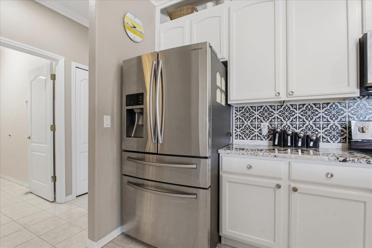 Image 14 of 57 For 2634 Ravendale Lane