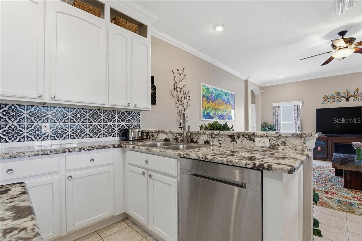 Image 17 of 57 For 2634 Ravendale Lane