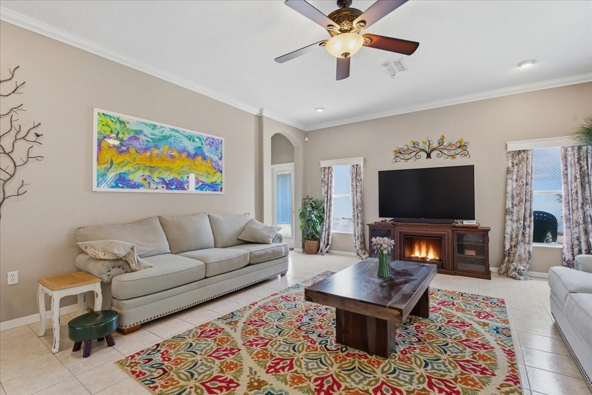 Image 23 of 57 For 2634 Ravendale Lane