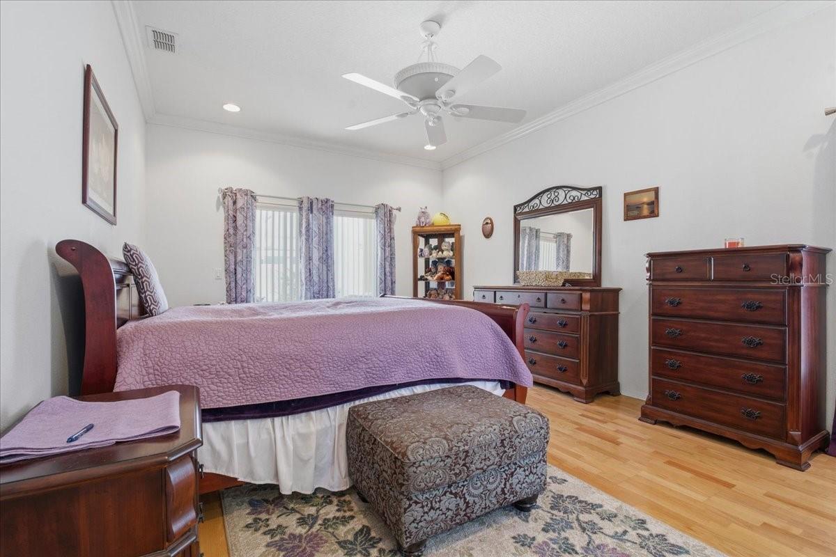 Image 25 of 57 For 2634 Ravendale Lane