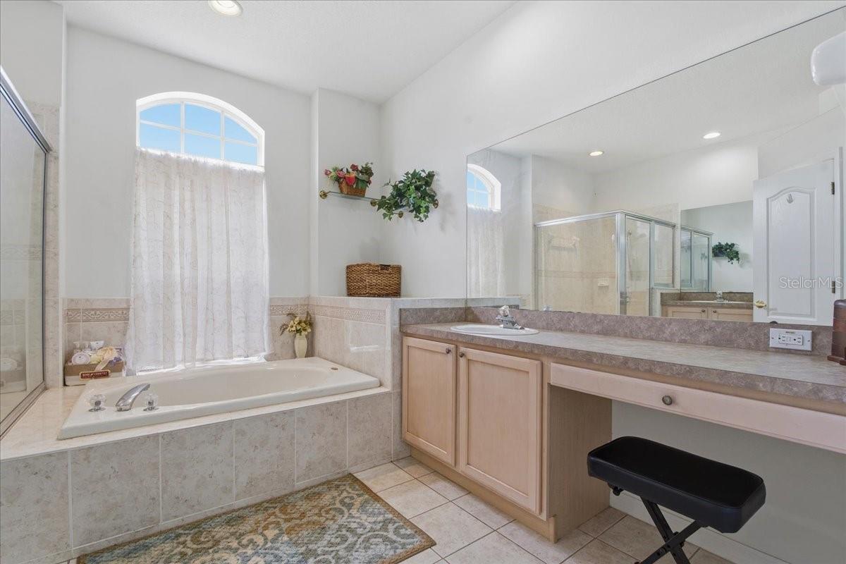 Image 29 of 57 For 2634 Ravendale Lane