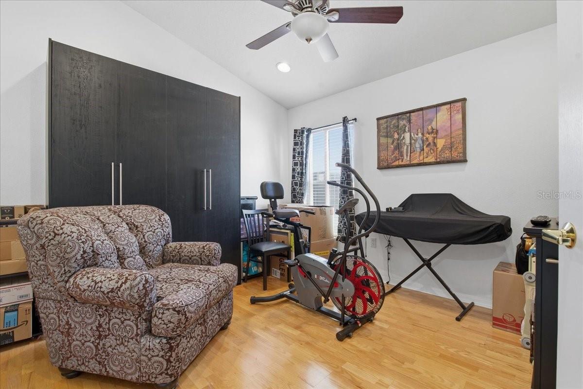 Image 32 of 57 For 2634 Ravendale Lane