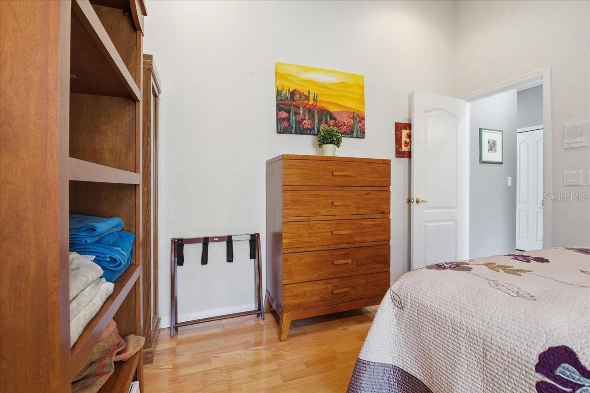 Image 37 of 57 For 2634 Ravendale Lane