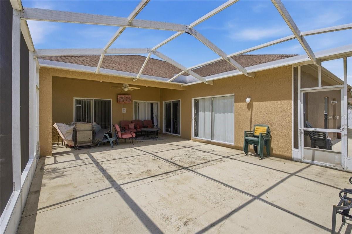 Image 42 of 57 For 2634 Ravendale Lane