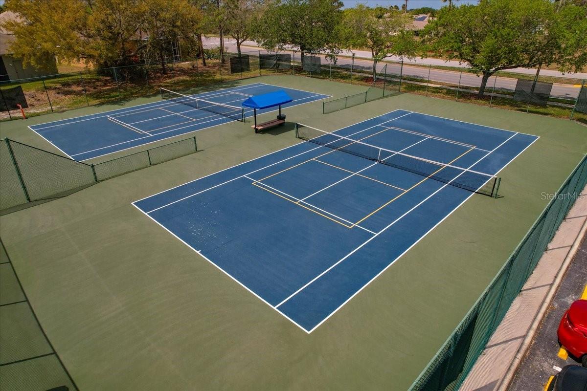 Image 53 of 57 For 2634 Ravendale Lane