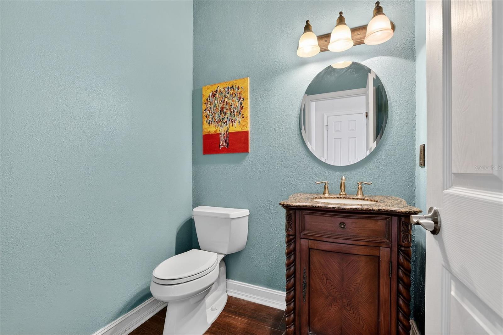Listing photo id 23 for 5909 Skimmer Point Boulevard S