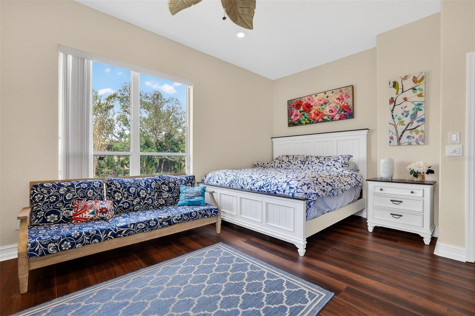 Listing photo id 34 for 5909 Skimmer Point Boulevard S