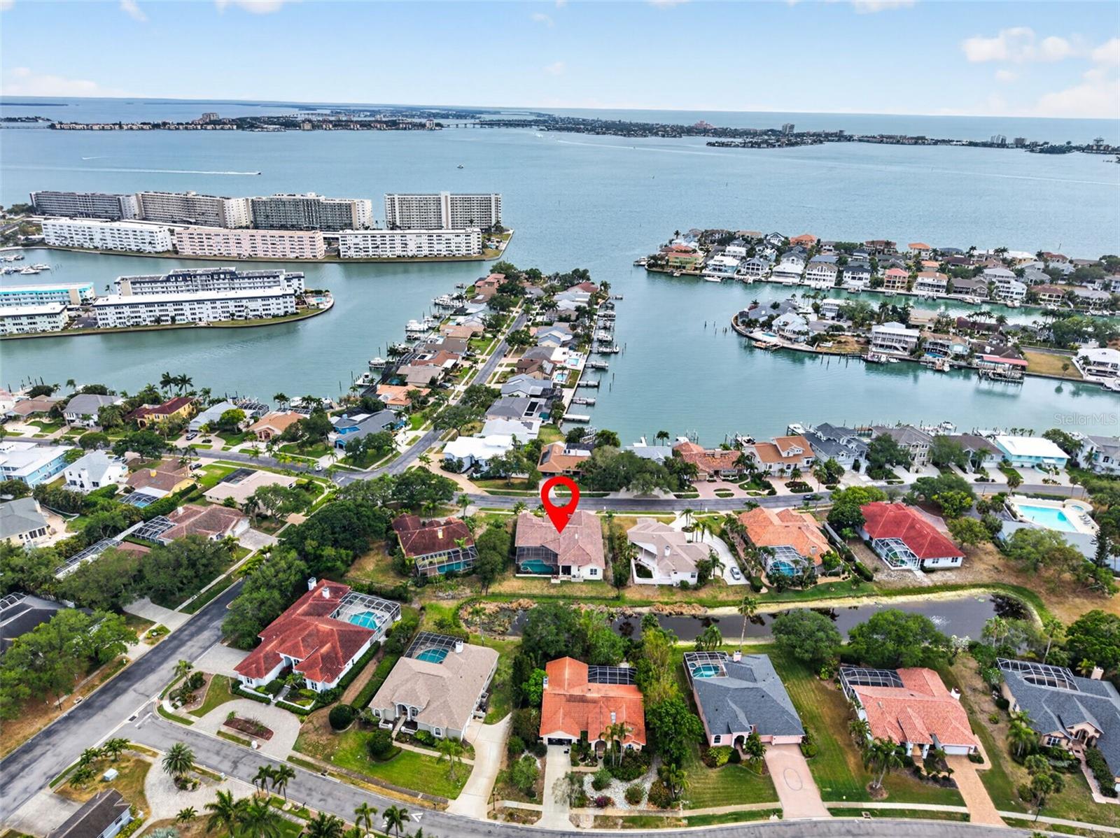 Listing photo id 46 for 5909 Skimmer Point Boulevard S