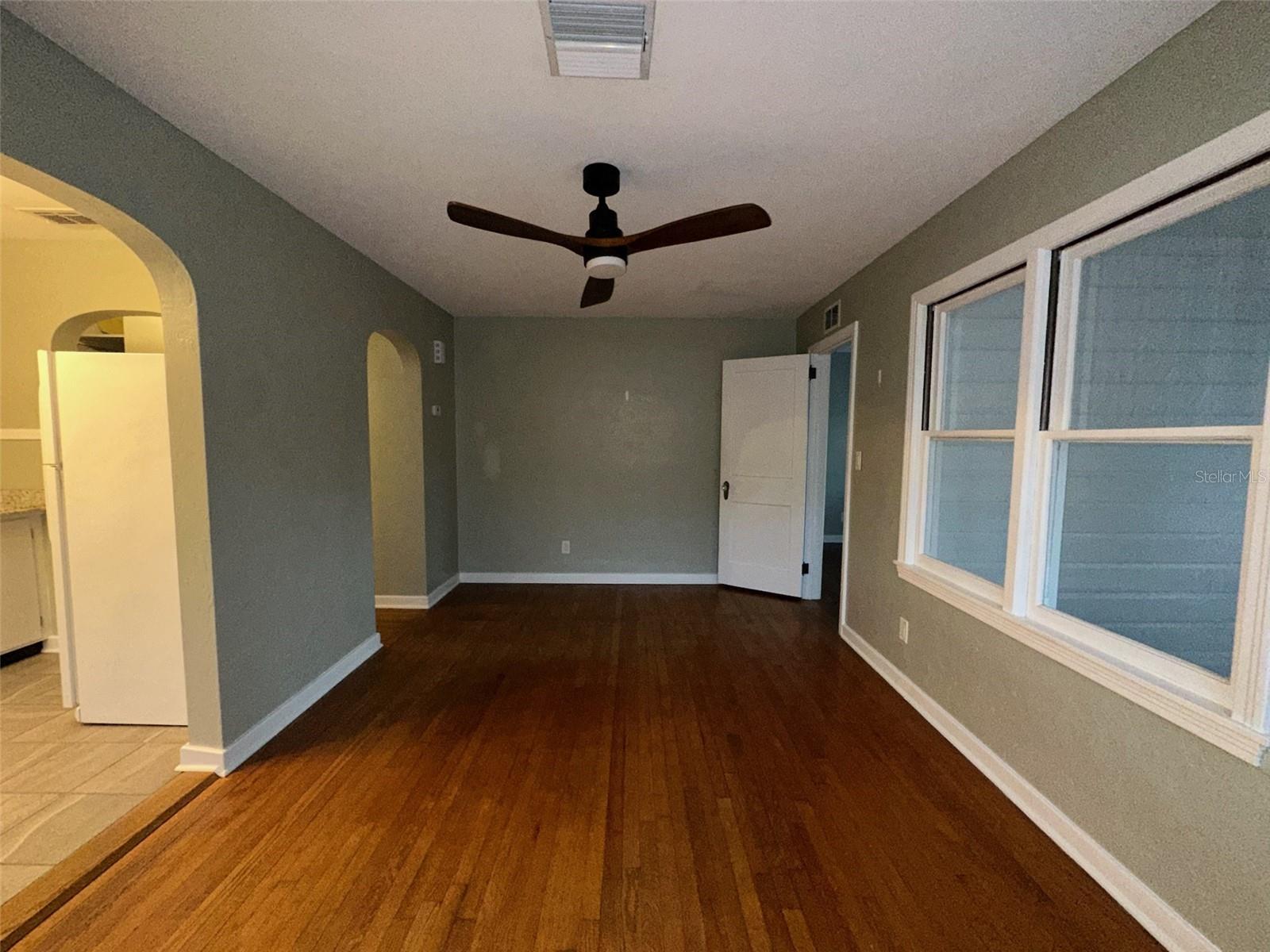 Image 35 of 63 For 780 27th Avenue N