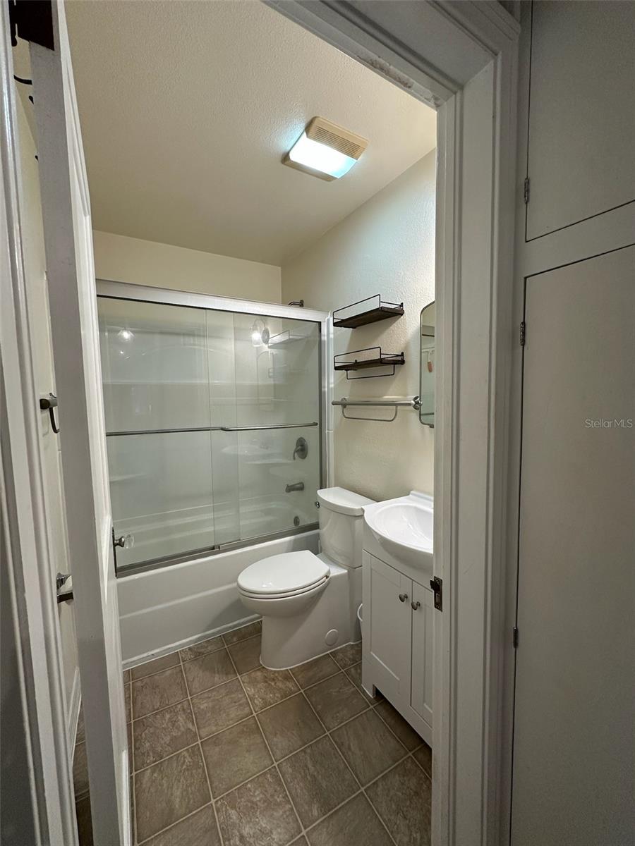 Image 57 of 63 For 780 27th Avenue N