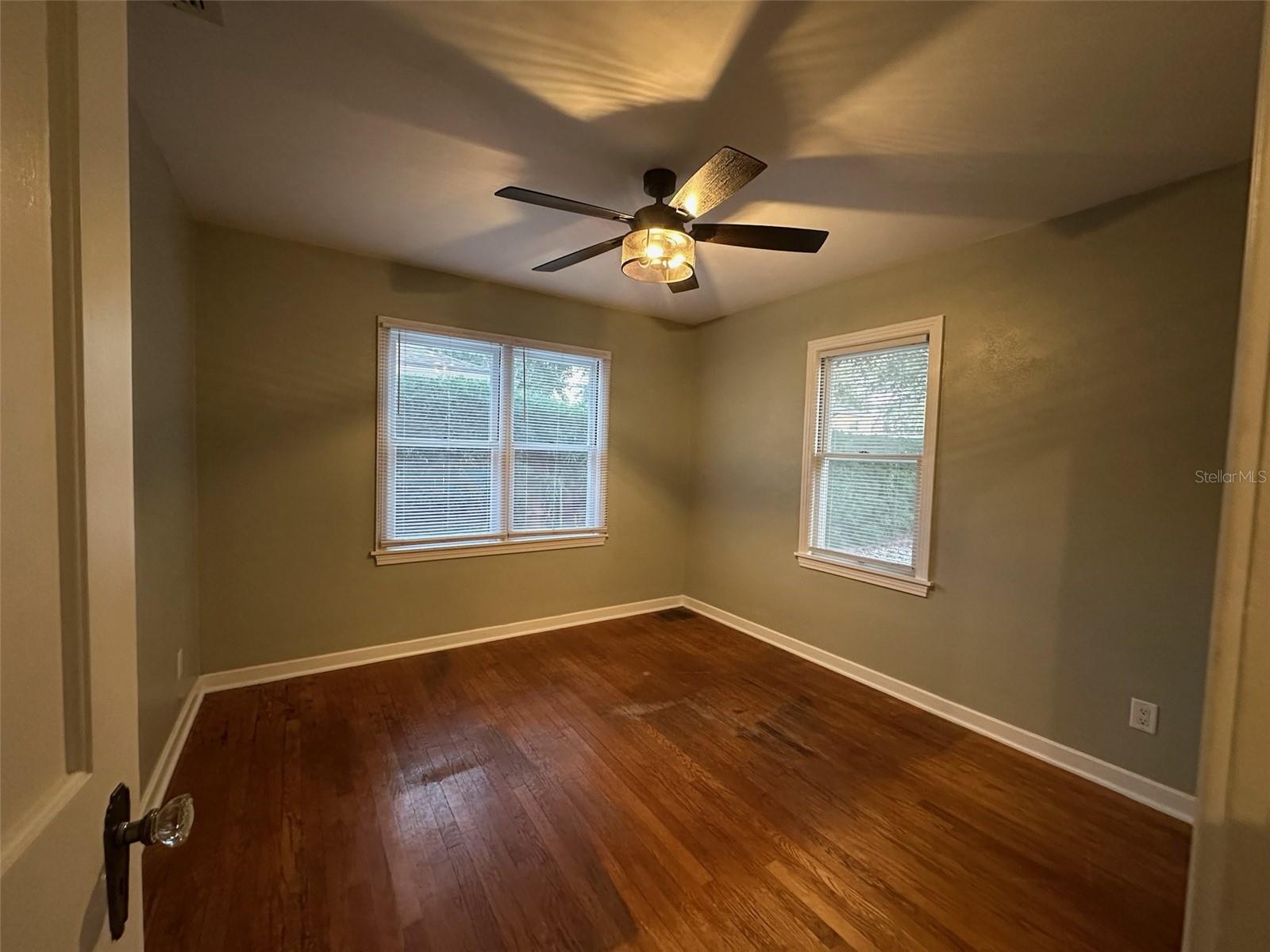 Image 59 of 63 For 780 27th Avenue N