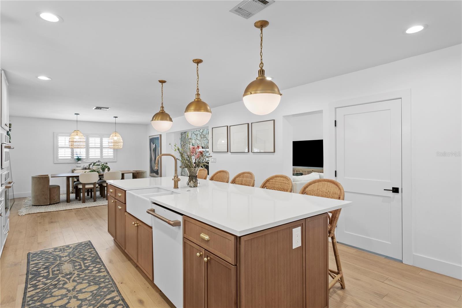 Image 14 of 74 For 4512 San Rafael Street