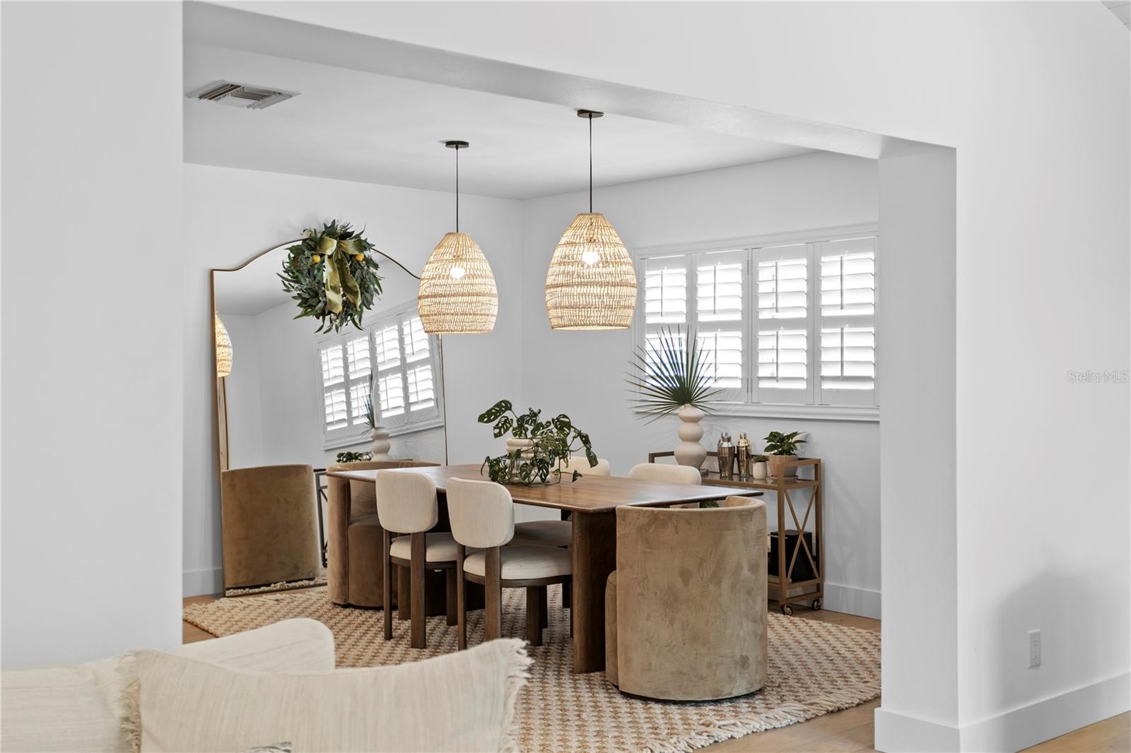 Image 17 of 74 For 4512 San Rafael Street