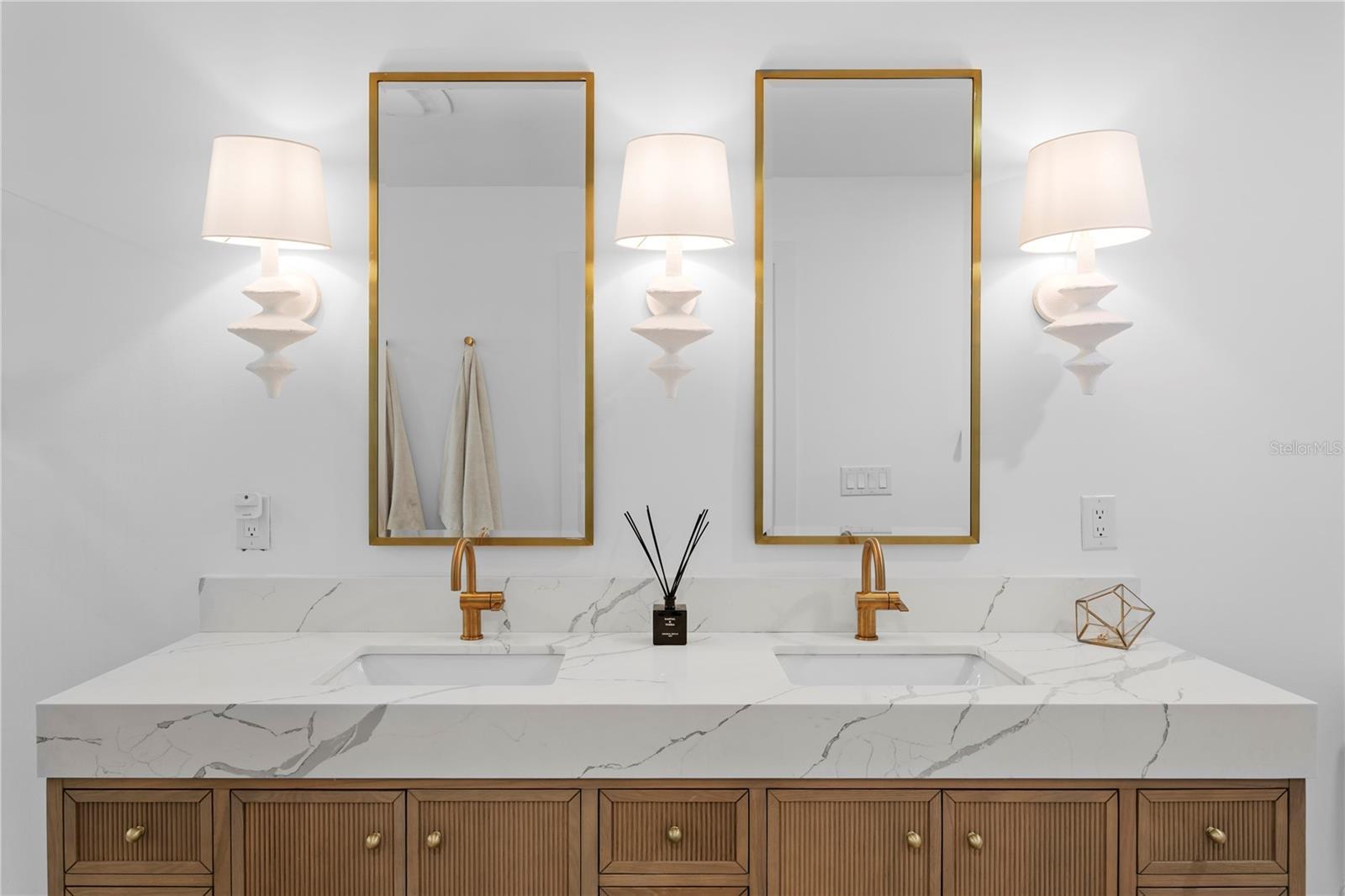 Image 34 of 74 For 4512 San Rafael Street