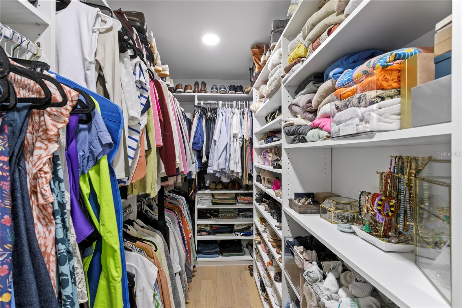 Image 35 of 74 For 4512 San Rafael Street