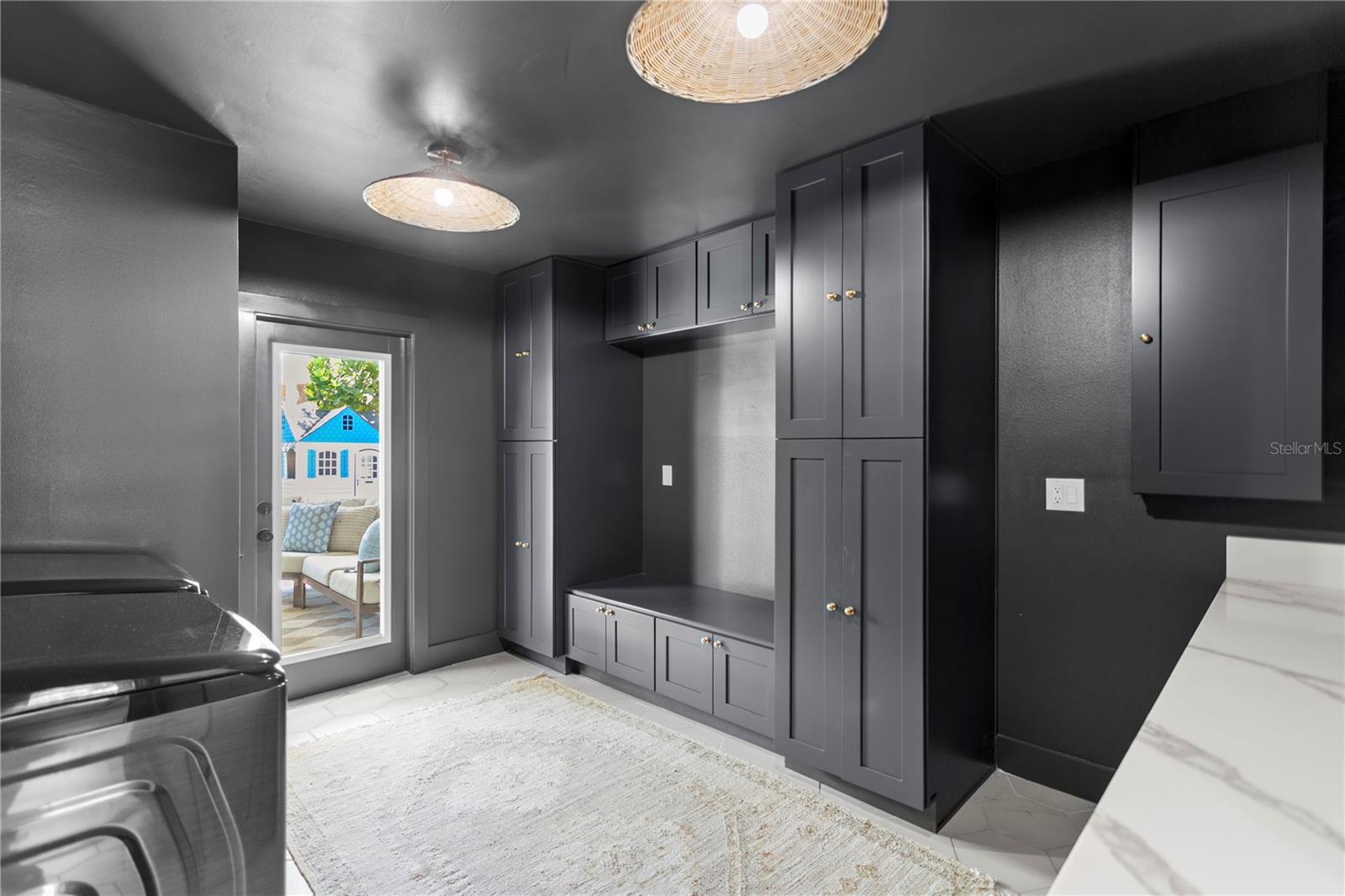 Image 45 of 74 For 4512 San Rafael Street