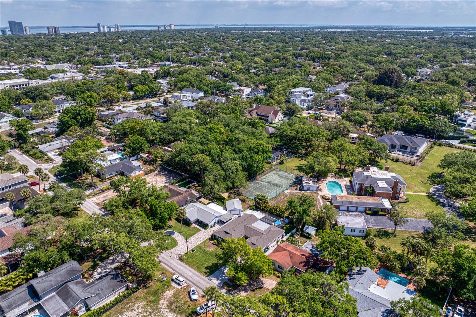 Image 65 of 74 For 4512 San Rafael Street