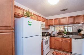 Image 3 of 17 For 1393 Cadhay Court