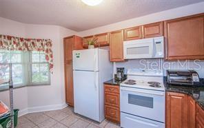 Image 4 of 17 For 1393 Cadhay Court