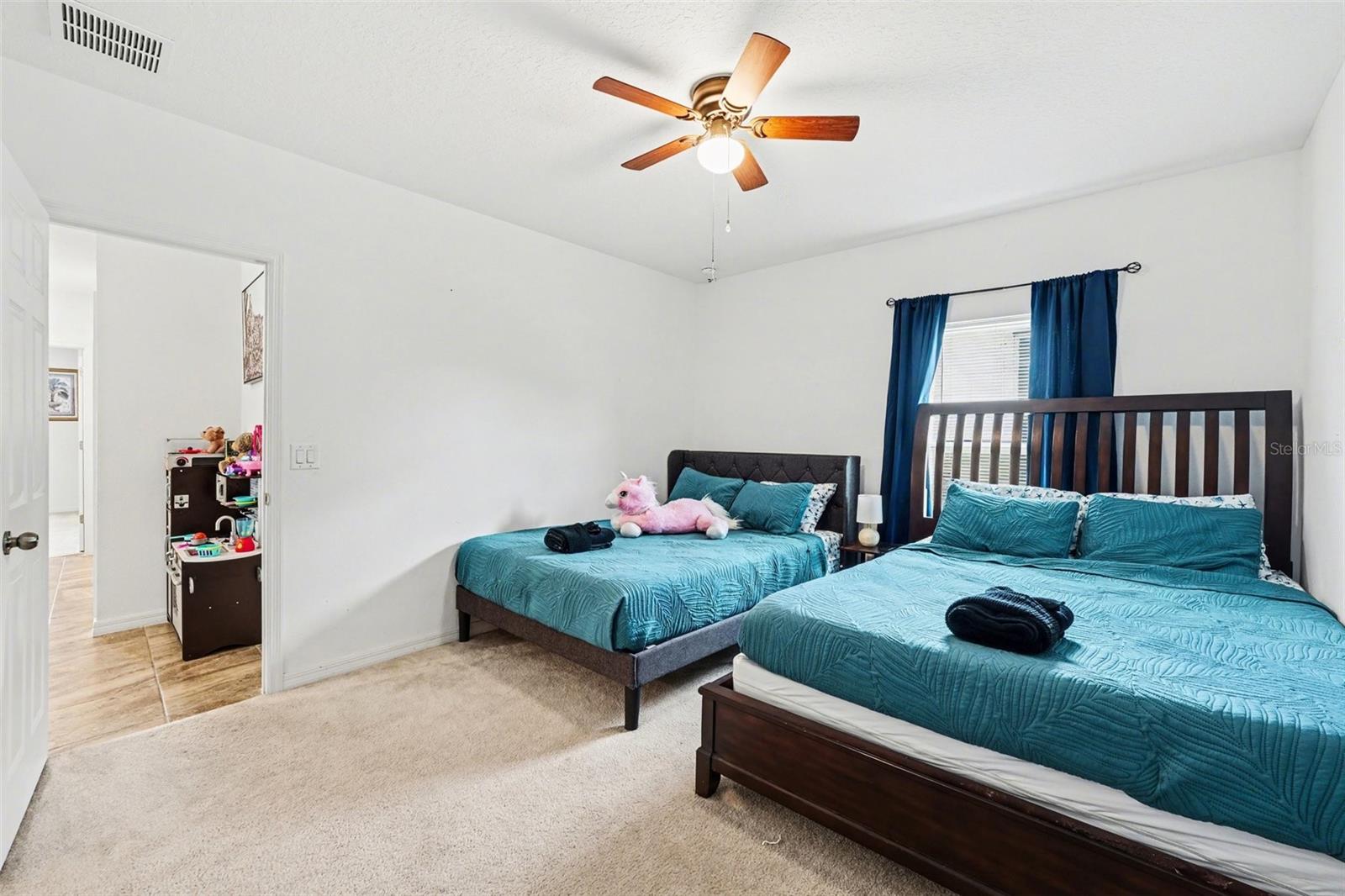 Image 20 of 34 For 815 Montgomery Way