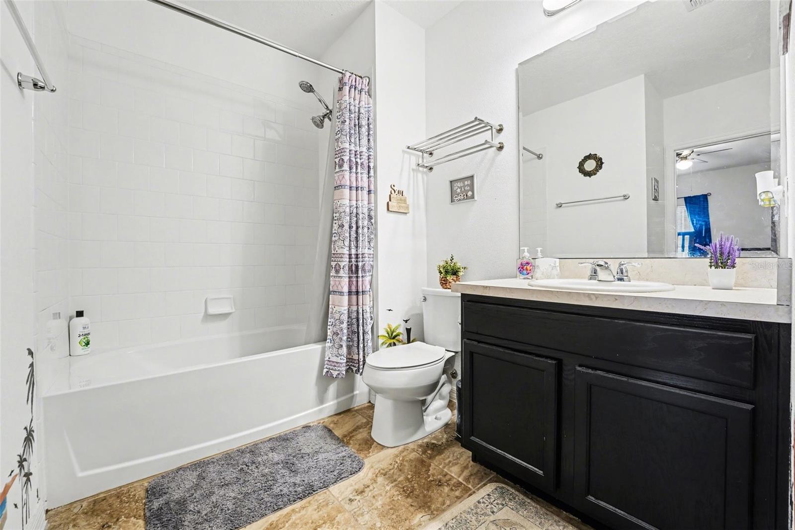 Image 26 of 34 For 815 Montgomery Way