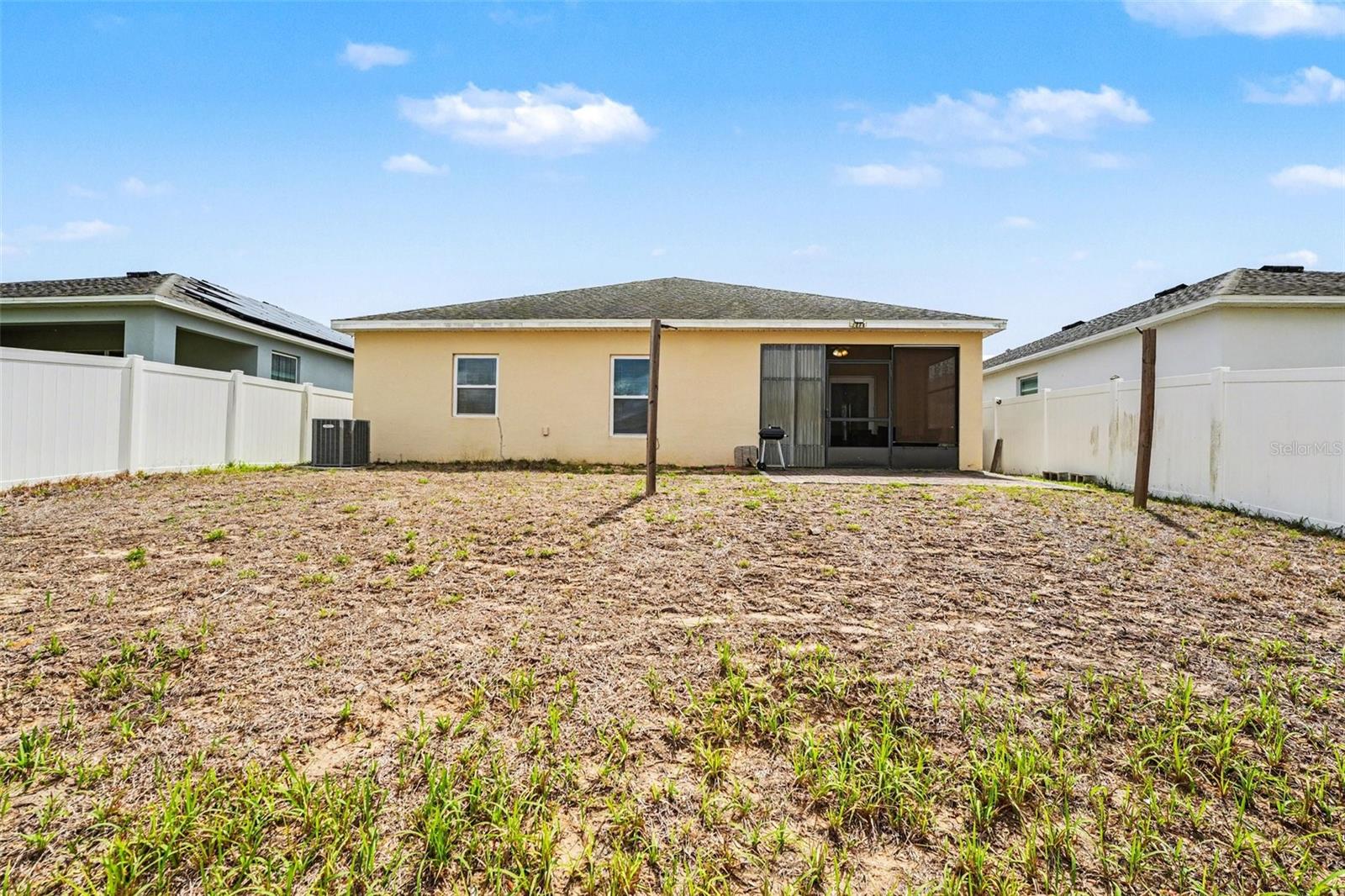 Image 30 of 34 For 815 Montgomery Way